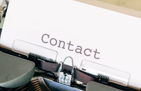 QO-Jena - Contact - pexels-markus-winkler-1430818-4144772